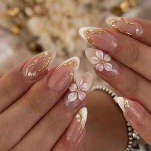 Golden Pearl Floral Press-On Nail Set